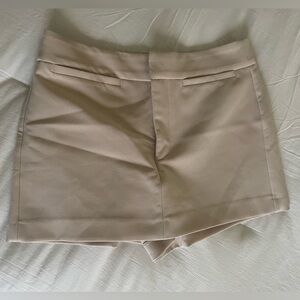 Zara Beige Shorts